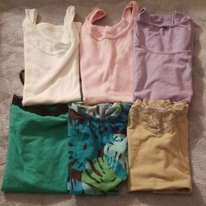 Tank top lot 6 size small varies brand